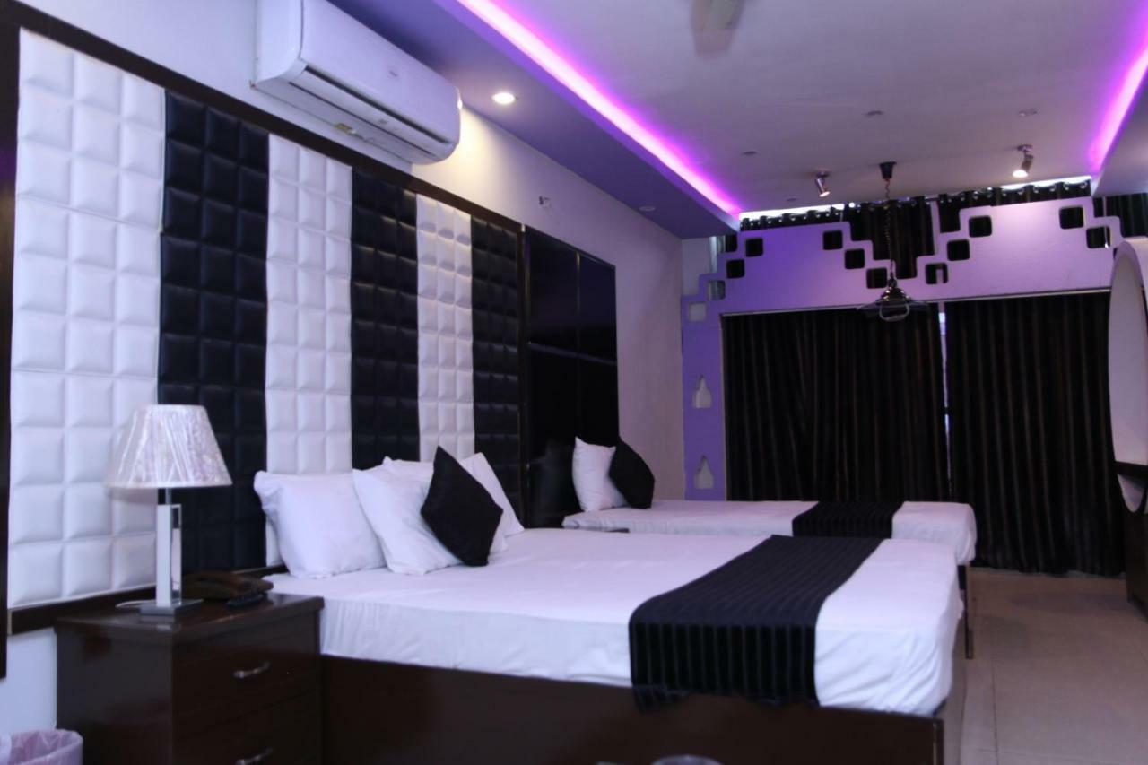 Gulberg Continental Hotel Лахор Екстериор снимка