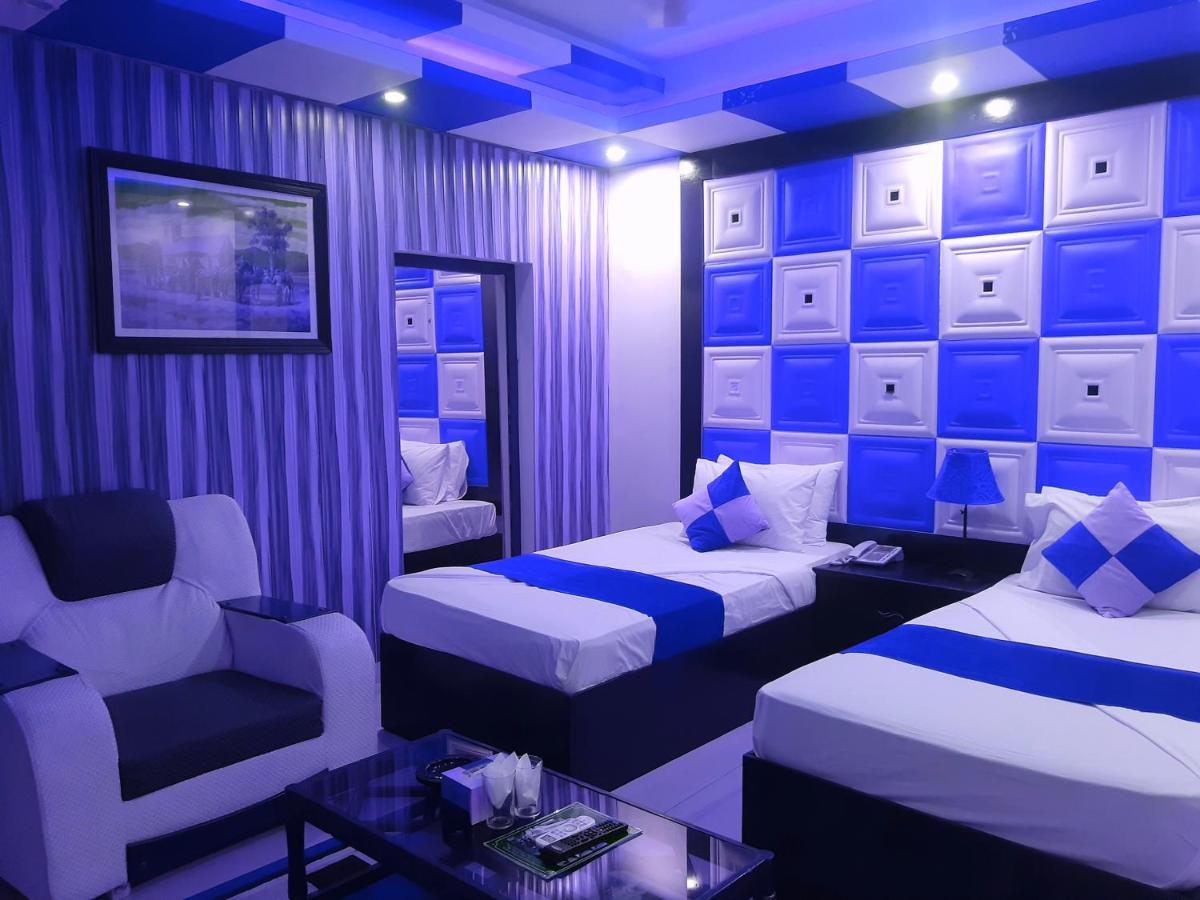 Gulberg Continental Hotel Лахор Екстериор снимка